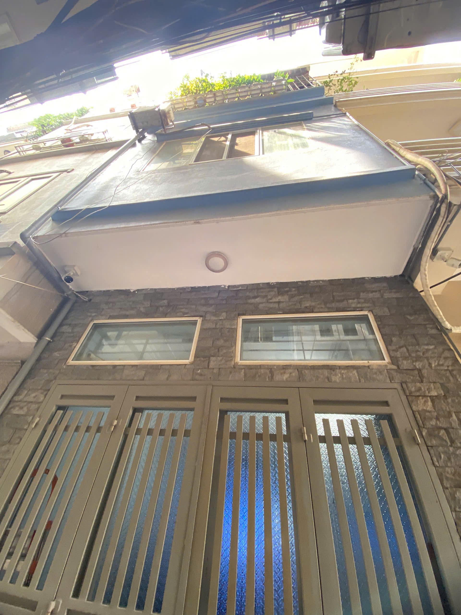 BÁN NHÀ PHỐ HOÀNG HOA THÁM - 45M * 4 TẦNG - NGÕ RỘNG - NHÀ ĐẸP - Ở NGAY.